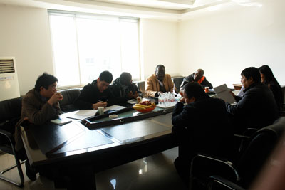Budiness discussion with international customer